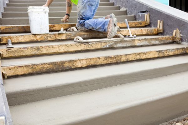 Concrete Steps Pouring in Huntington Beach