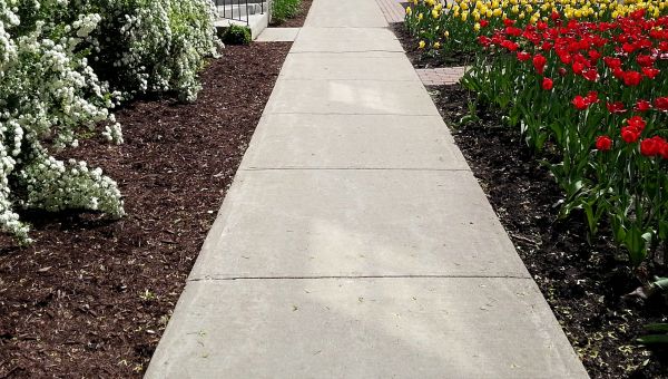 Cement Sidewalk Installation in Huntington Beach