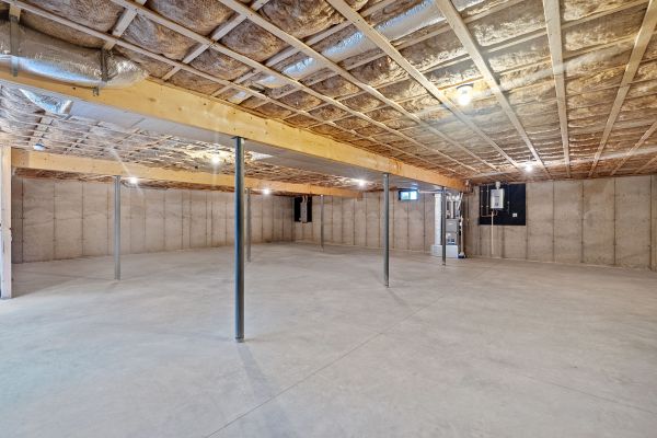 Basement Floor Installation in Huntington Beach