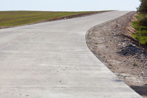 Driveway Cementing in Huntington Beach